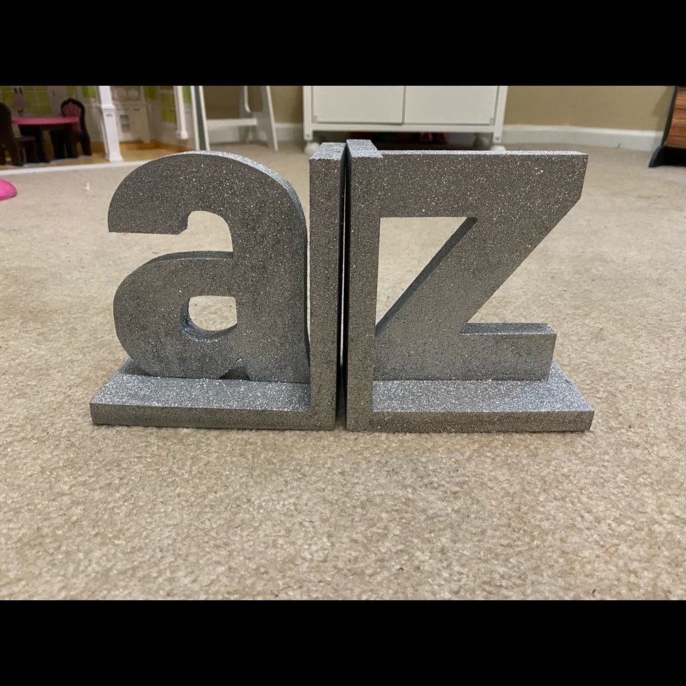 A and Z Bookends
